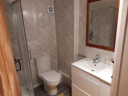 Vannas istaba, Entire Loddon Apartment in Loddona