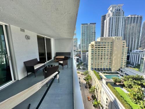 City & Sea View+FREE Parking Modern Condo in Miami, USA