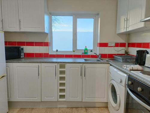 Facilities, Bright, Comfortable Home, Convenient for City Centre near New Beijing Chippy