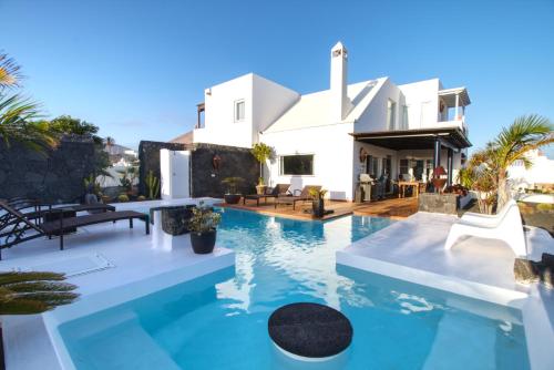 Villa Canis