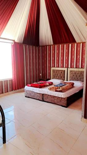 1 twin bed