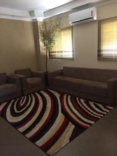 Flor Que Ri - Flats Mobiliados na Melhor Localização, Olímpia (foto 7)