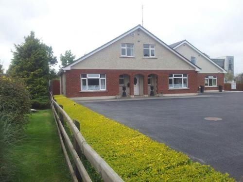 GoldenDawn Guest House Over view