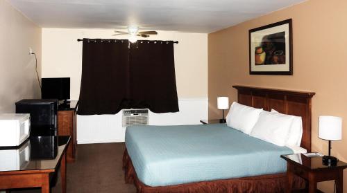 Antler Motel