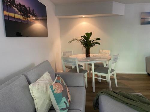 Large Superior Two-bedroom Apartment image 8