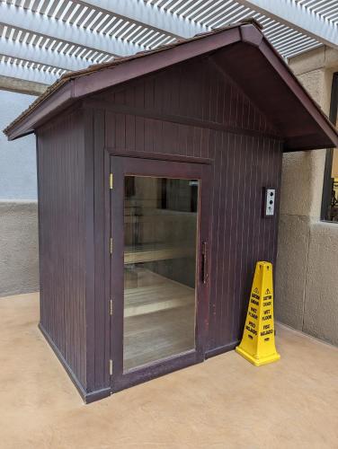 Suites at Jockey Club (No Resort Fee) - image 10