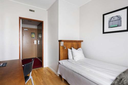 1 twin bed