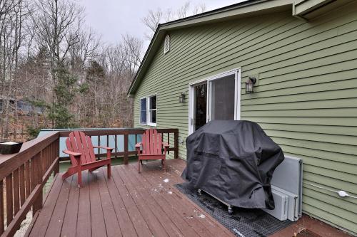 The Tanglewood Lodge- Amazing Ski Home for Groups, Hot Tub, Close to Killington Resort! home