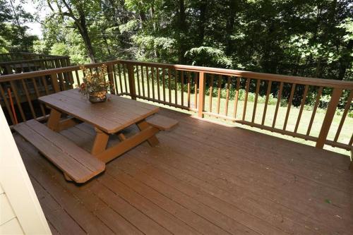 Cozy Seven Springs 1 Bedroom Deluxe Condo Sleeps 4 - image 14