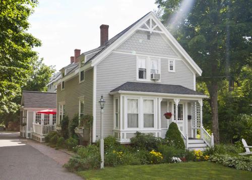 James Place Inn Bed and Breakfast