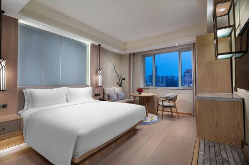Crowne Plaza Shanghai Nanjing Road by IHG, Shanghai (photo 9)