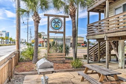 Gulf Shores Condo with Pool and Grill Walk to Beach! near Subway