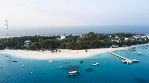 Eveyla Guesthouse in Vaavu Atoll