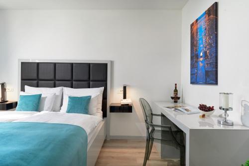 Bernardi Rooms, Split (photo 8)