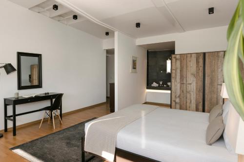 Aria Acropolis Suites Troulanda - image 5