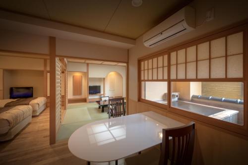 Harumiya Ryokan