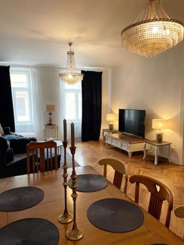 historical Zaffir house - market square in เลโวก้า