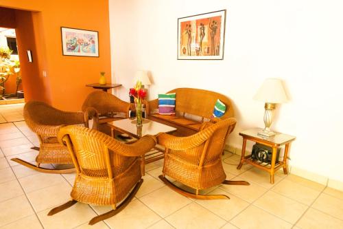 Phòng chờ chung/khu vực TV, Hotel El Almendro in Managua