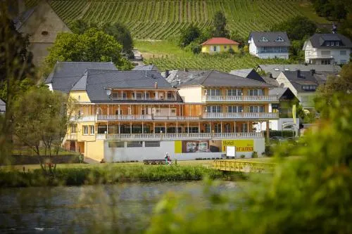 Panorama Hotel & Restaurant in Kröv, Deutschland