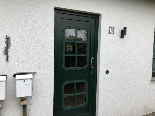 Seestr. 75 a Haus B (rechts ) in Zingst, Deutschland