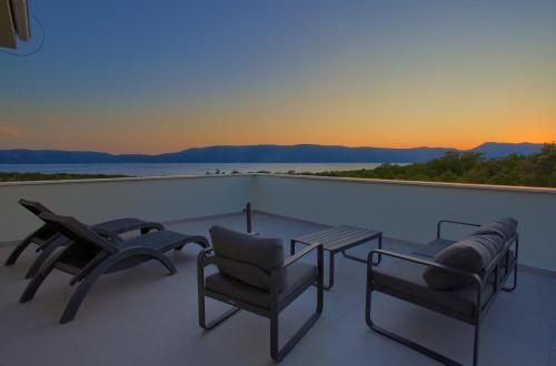 Villa SUNSET with private pool