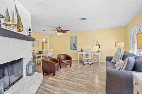 Perfect for Family Gatherings with a Heated Pool! - Clearwaters Clear Choice in Clearwater, USA