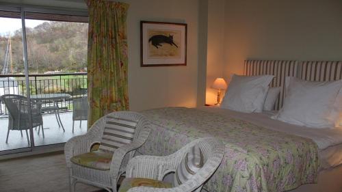 1 queen bed
