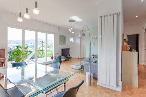 Beautiful villa with panoramic view over Nice, Niza (foto 5)