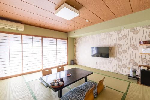 Yoshino in อิโตะ