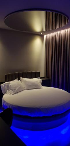 Leoni Hotel & Private Spa - LOVE HOTEL