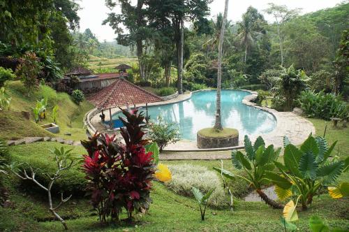 Yeh Panes Hot Spring Resort