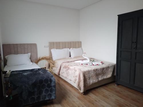 Hotel agnou Room Type - Basic Triple Room