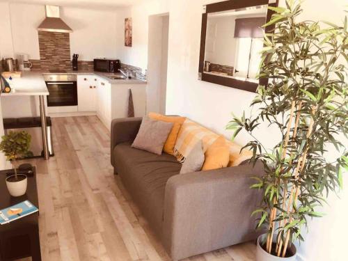 Lovely 2 Bed Apartment in Alcalali