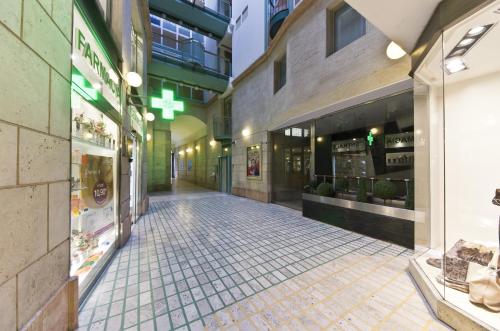 Siena Gallery - Rooms Only - 출입구