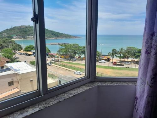 Apartamento com vista para o mar em Setiba Guarapari