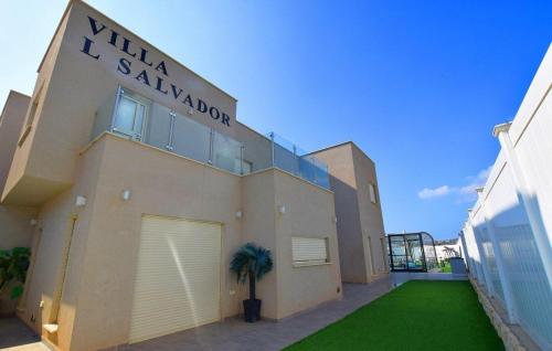 וילה אל סלבדור - וילה מדהימה עם בריכה פרטית וג'קוזי in Pki'in