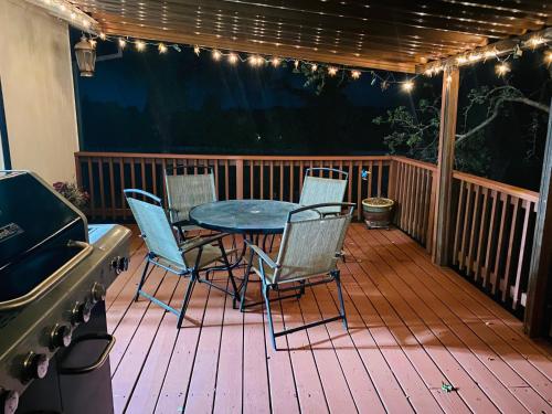 المرافق, Family friendly, 3 bedroom house, with king bed for up to 15 - BBQ - Internet - jet tub in Auburn