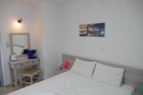Glyfada Village - main image