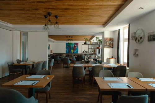 restavracija, Hotel de L'Ours in Delemont