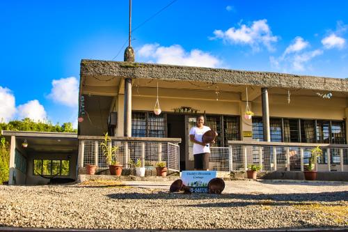 A szálláshely kívülről, Guddy’s Riverside Cottage in Beqa-sziget