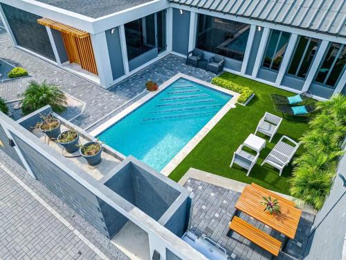 Villa image 5