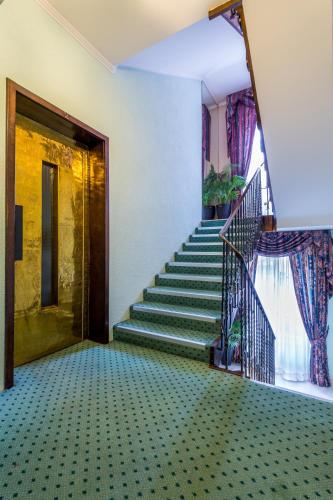 Hotel Diplomate - image 6