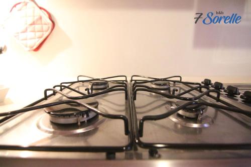 Kitchen, "7 SORELLE B&B" camere in pieno centro citta con bagno privato, FREE HIGH SPEED WI-FI, NETFLIX in Cosenza