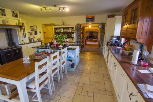 Κουζίνα, The Thatched Cottage B&B in Όρανμορ