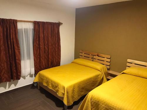 2 double beds