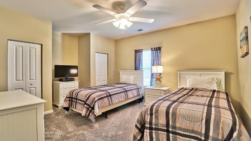 1535 Willow Bend home - image 13