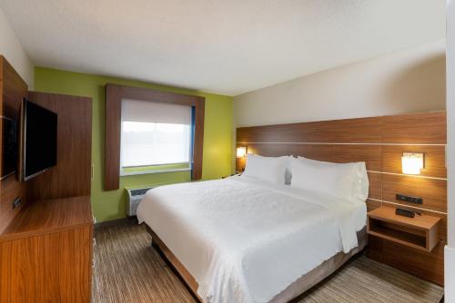 King Suite with Sofa Bed