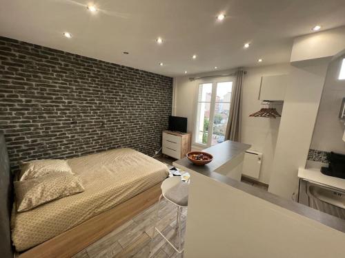 Quiet & bright studio 15min away from Paris - Noisy-le-Sec