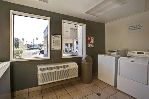 Motel 6-Sunnyvale, CA - North