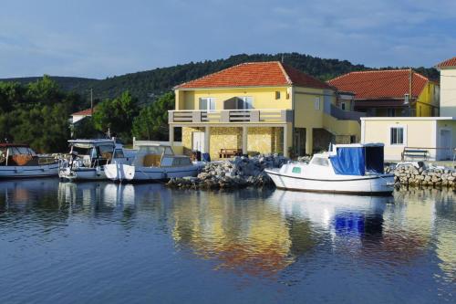  Apartments by the sea Nevidjane, Pasman - 8453 in 23264 Neviđane